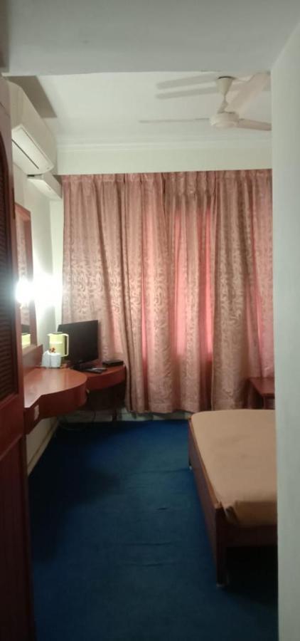 Hotel Goutham Manor Chennai Exterior foto